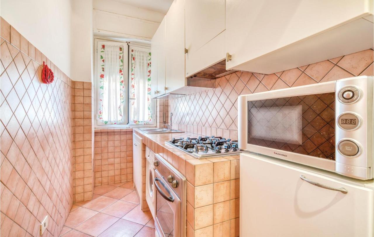 Gorgeous Apartment In Ladispoli Rm With Wifi Екстер'єр фото