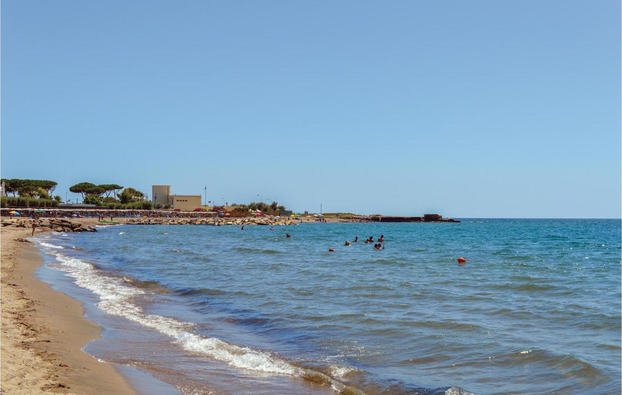Gorgeous Apartment In Ladispoli Rm With Wifi Екстер'єр фото